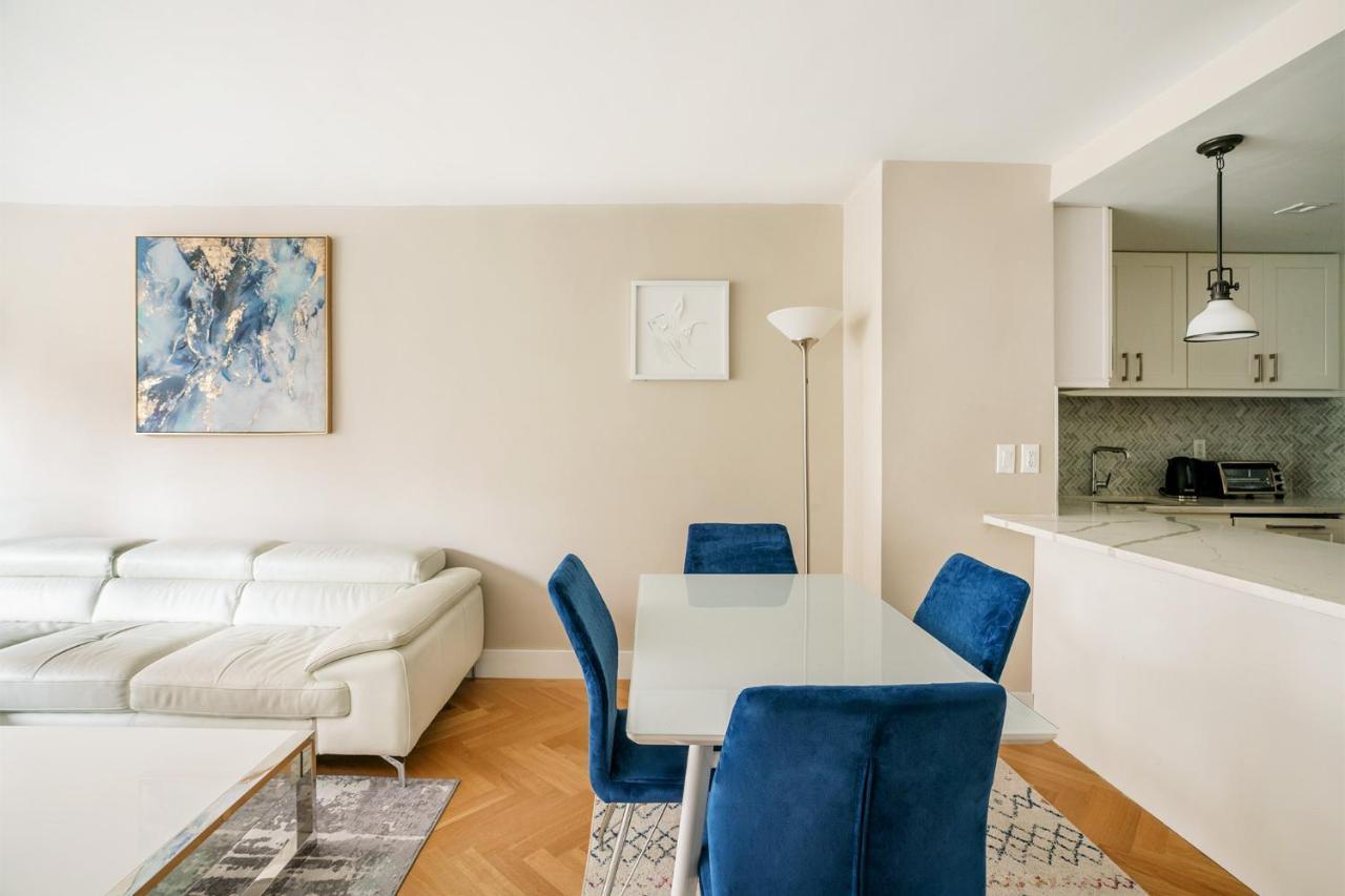 Elegant East Side Appartamento New York