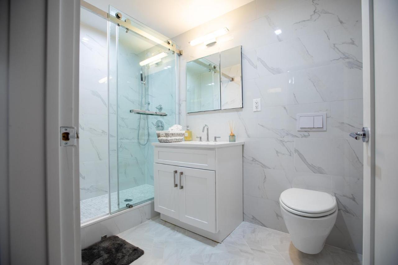 Elegant East Side Appartamento